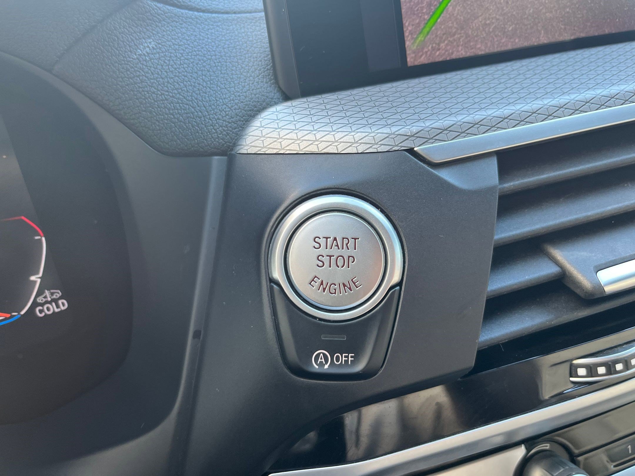 Used 2021 BMW X4 xDrive30i w/ M Sport Package image 27