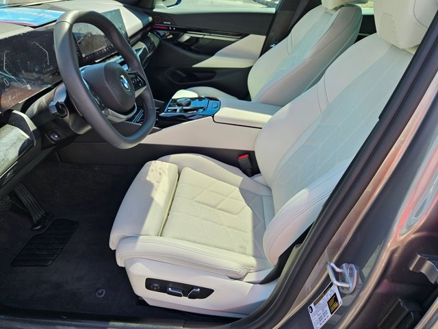 Used 2026 BMW 530i w/ Premium Package image 16