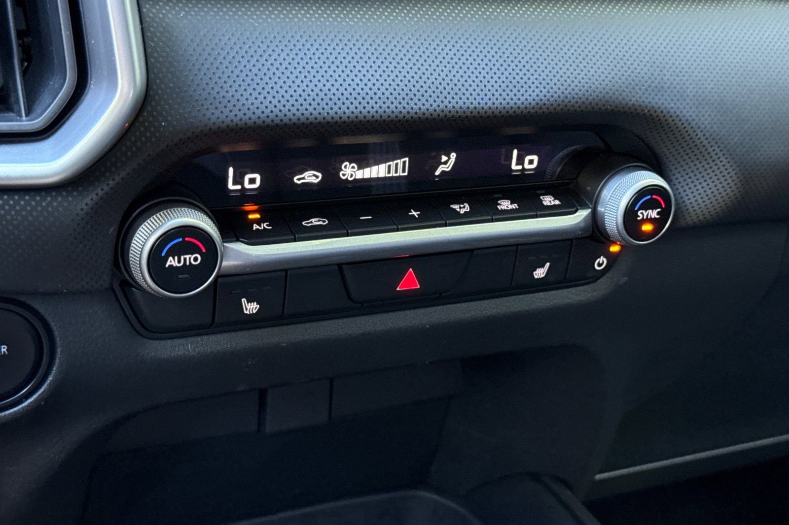 Certified 2025 MAZDA CX-50 2.5 Hybrid w/ Cargo Package image 22