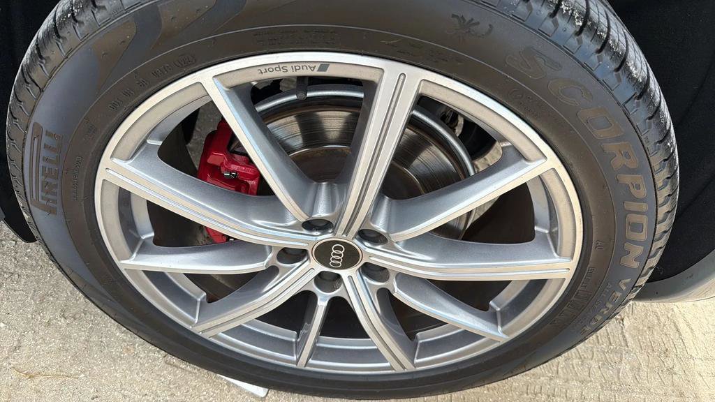 Used 2021 Audi SQ5 Premium Plus w/ Premium Plus Package image 14