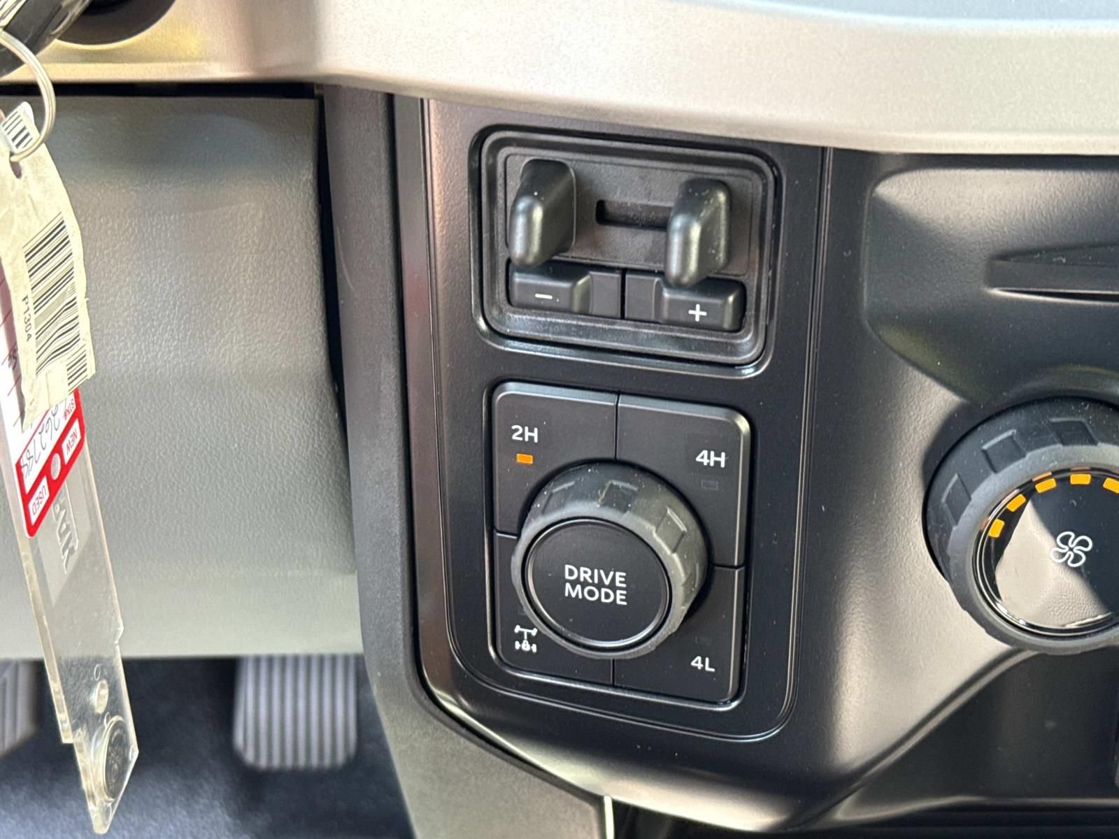New 2026 Ford F350 XL AWD/4WD image 17