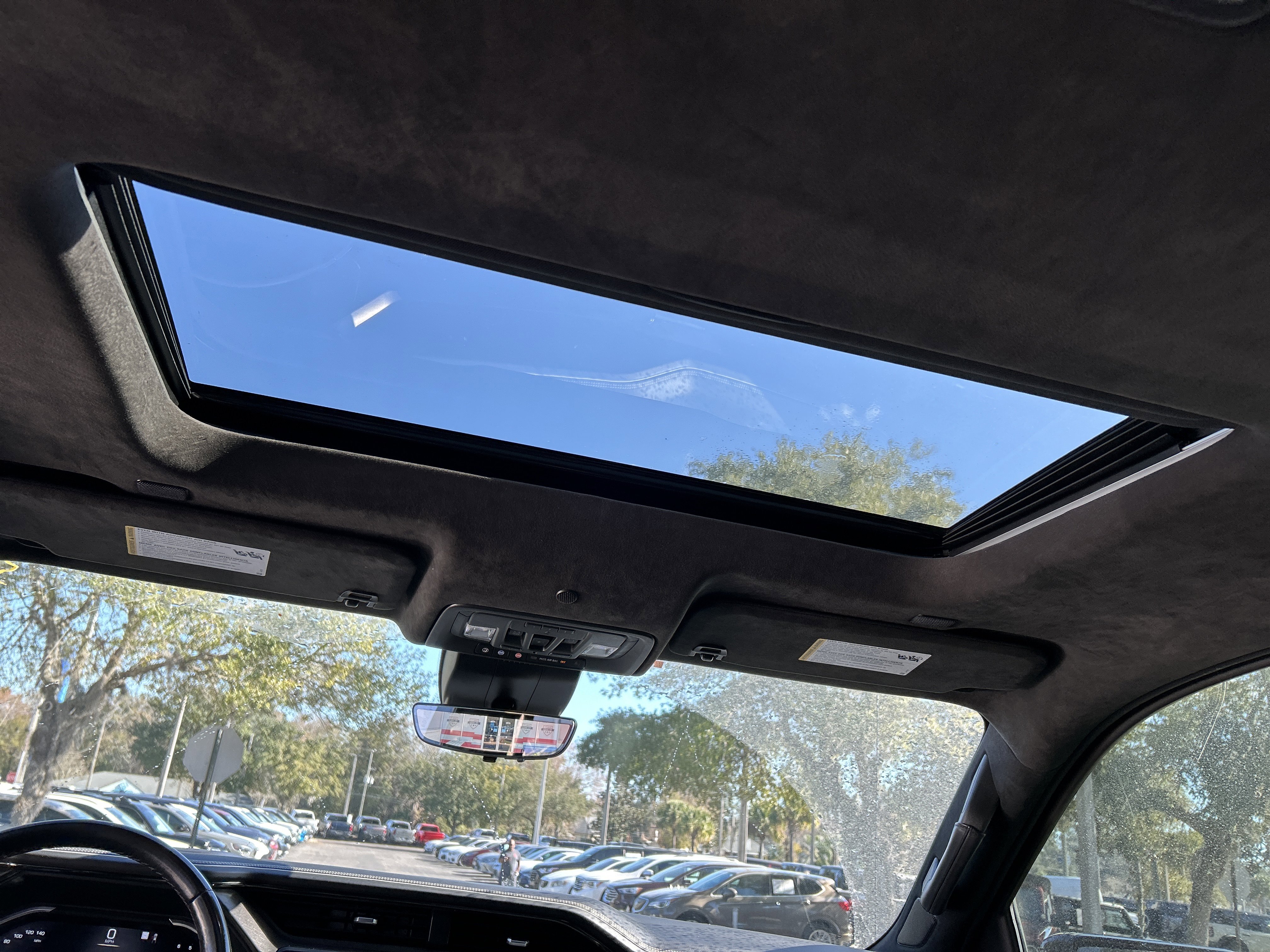 Used 2022 GMC Sierra 1500 AT4X image 21