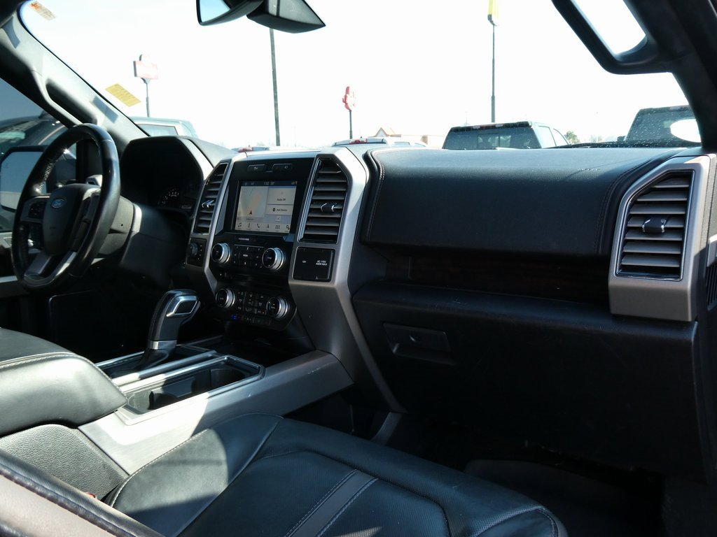 Used 2017 Ford F150 Platinum w/ Equipment Group 701A Luxury image 15