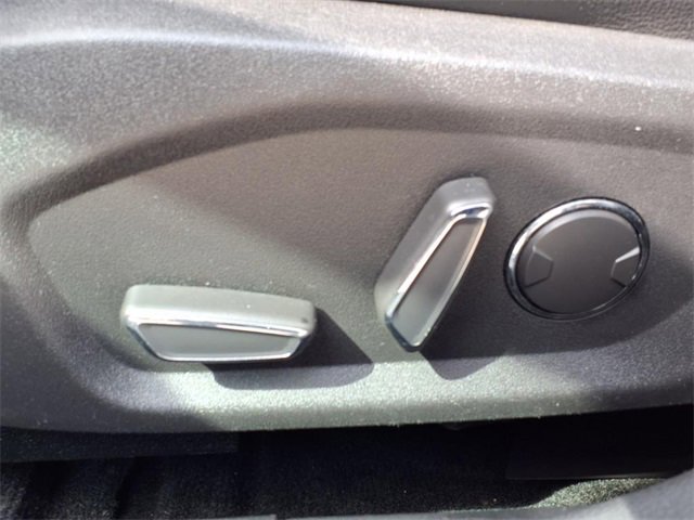 Used 2015 Ford Fusion SE w/ Equipment Group 202A image 19