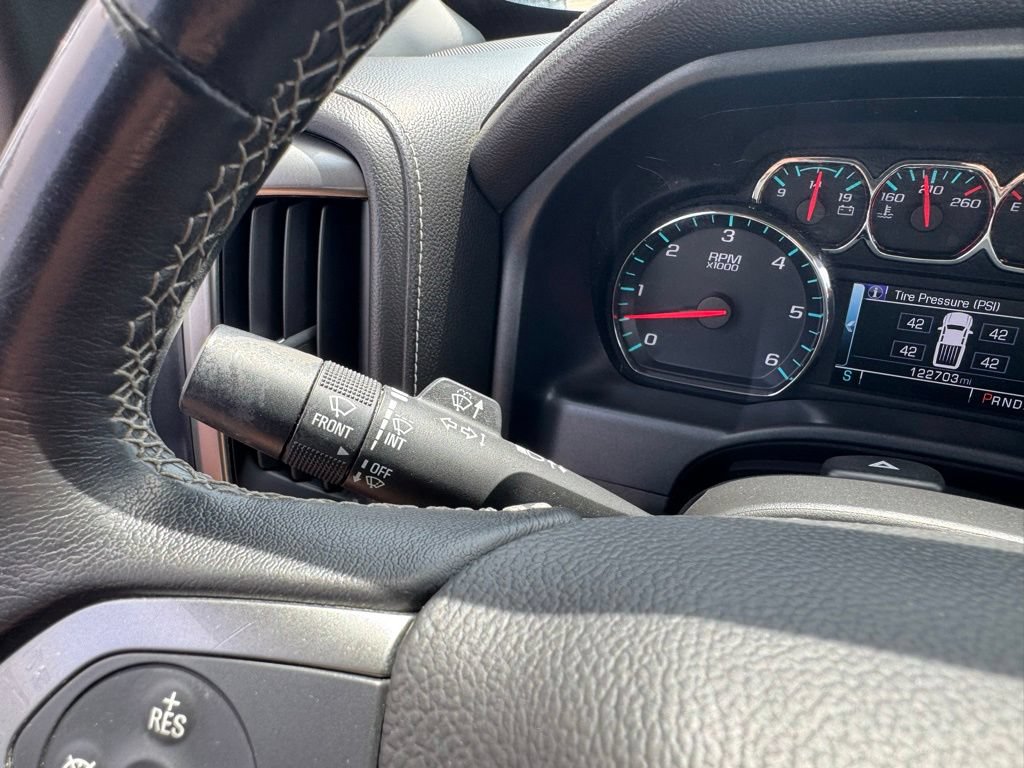 Used 2018 Chevrolet Silverado 1500 LTZ w/ Sport Package AWD/4WD image 28