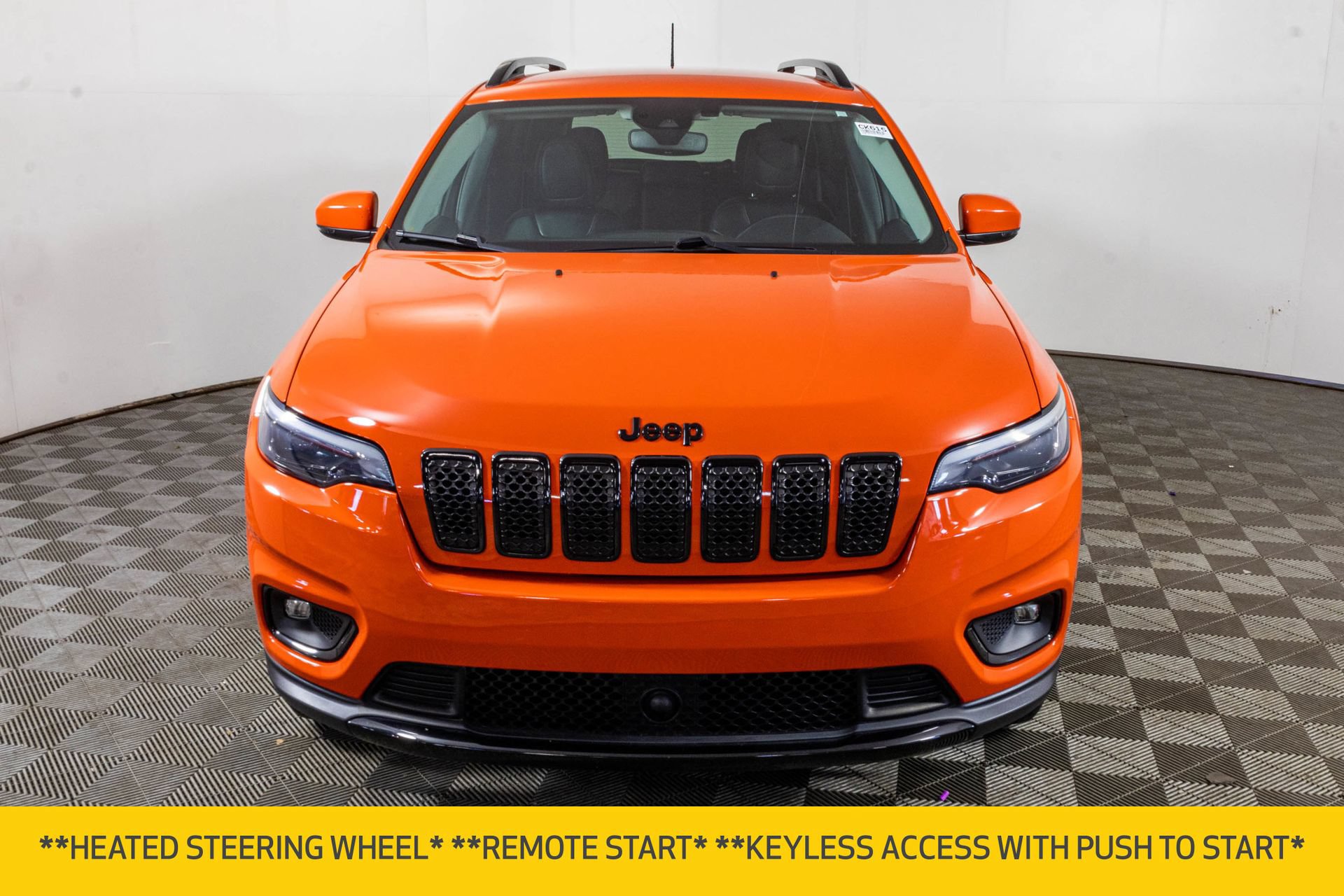 Used 2021 Jeep Cherokee Latitude Plus AWD/4WD image 9