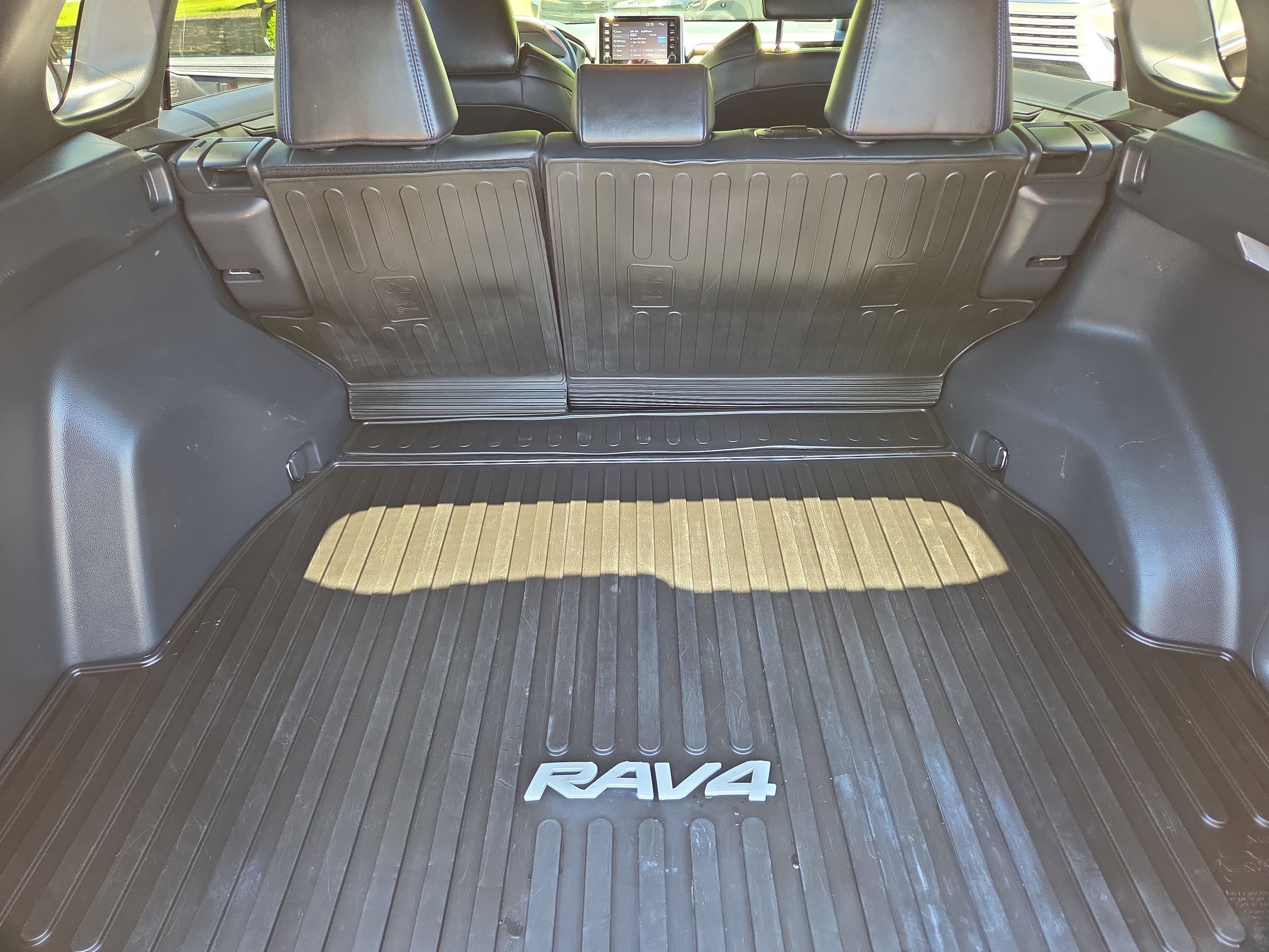 Used 2021 Toyota RAV4 XSE w/ XSE Grade Weather Package AWD/4WD image 34
