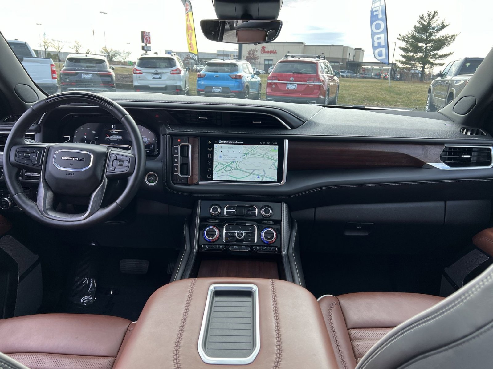 Used 2024 GMC Yukon Denali Ultimate image 23