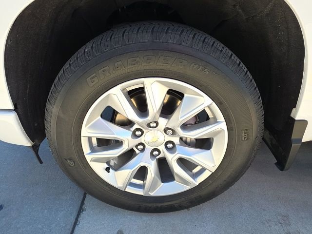 Used 2022 Chevrolet Silverado 1500 Custom image 11