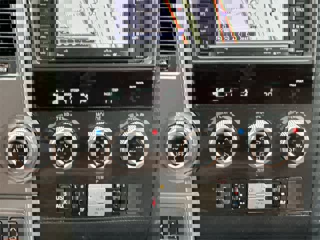 Used 2017 Toyota Sequoia Platinum image 14