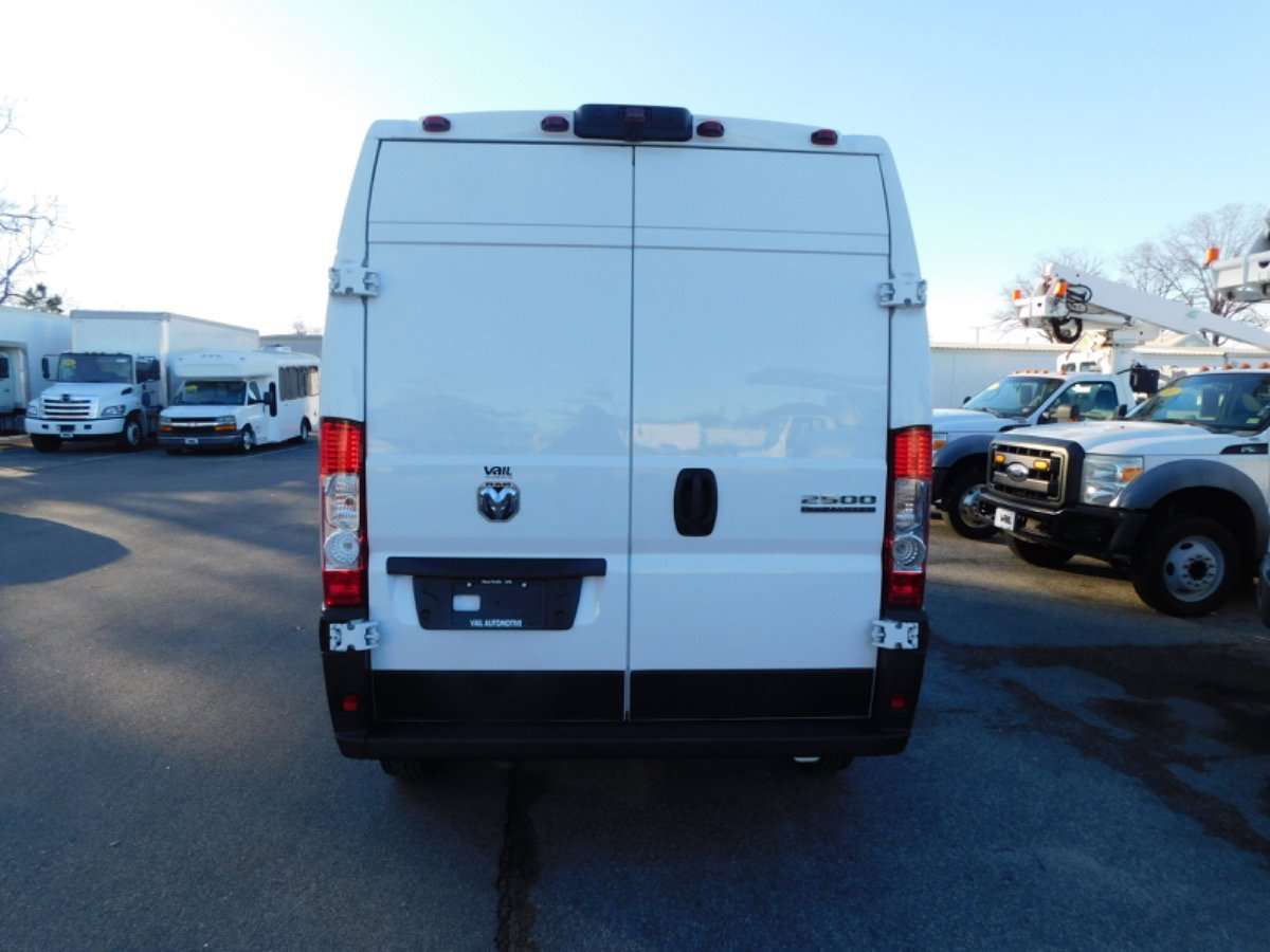 Used 2023 RAM ProMaster 2500 image 3