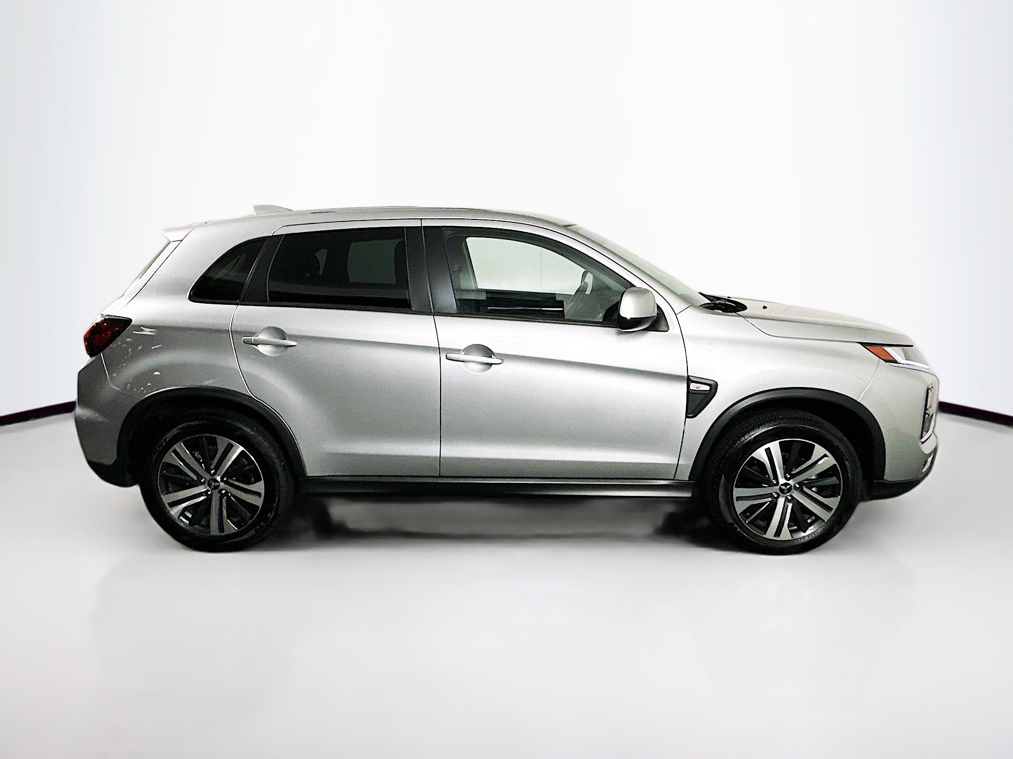 Used 2025 Mitsubishi Outlander Sport ES image 10