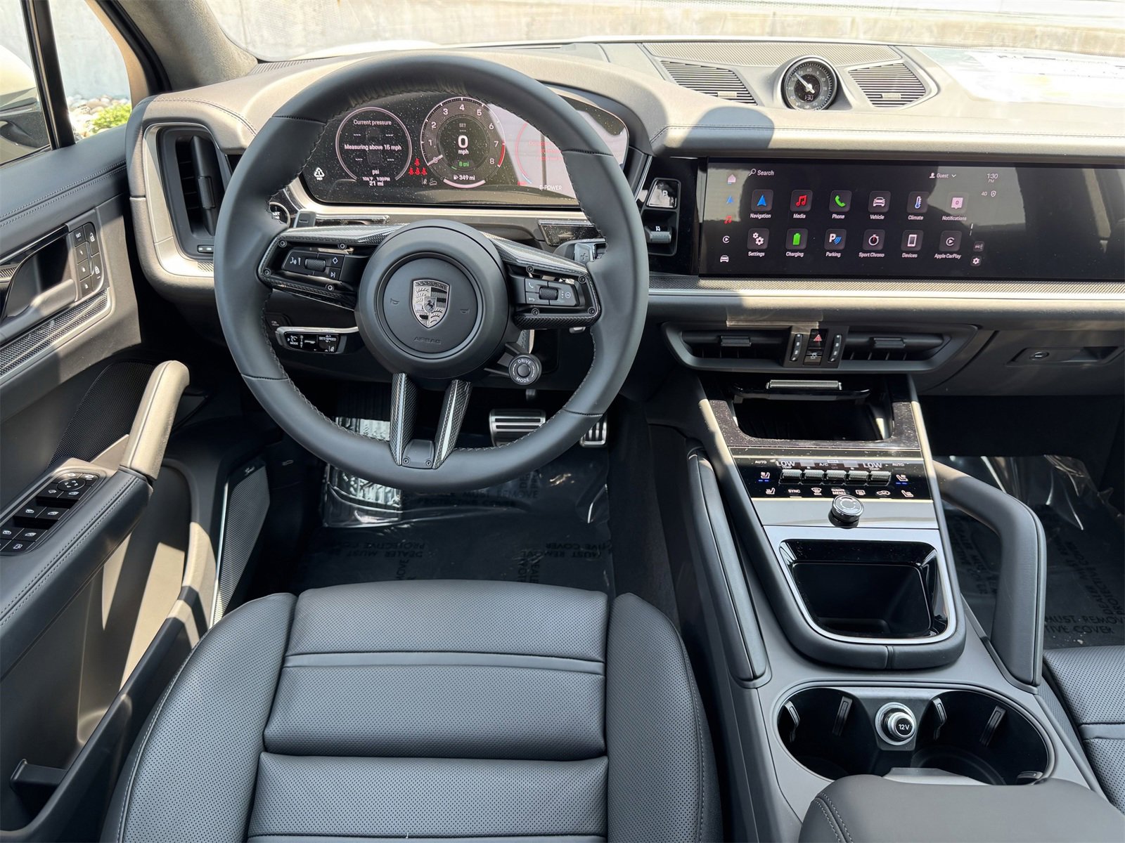 New 2025 Porsche Cayenne Turbo image 17