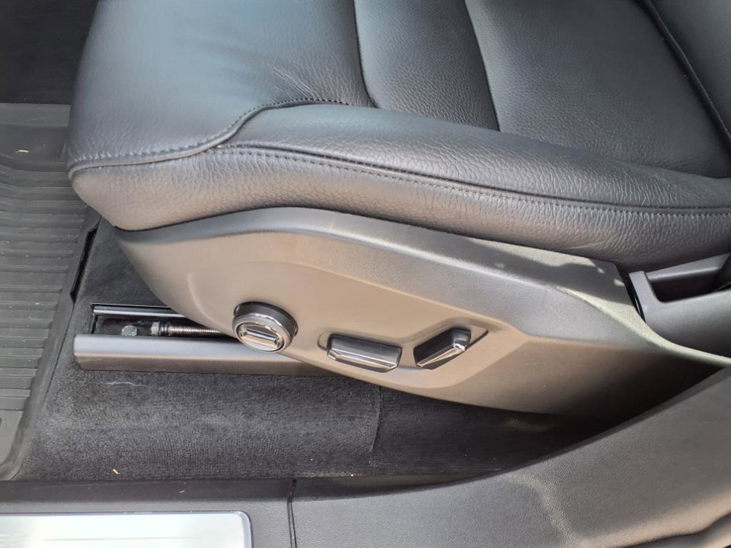 Certified 2024 Volvo XC90 T8 Plus w/ Protection Package Premier image 22