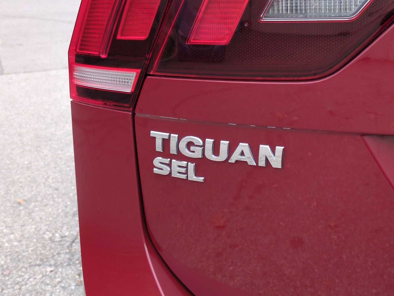 Used 2019 Volkswagen Tiguan SEL image 13