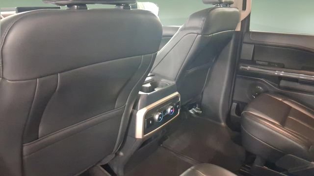 Used 2024 Ford Expedition XLT AWD/4WD image 25