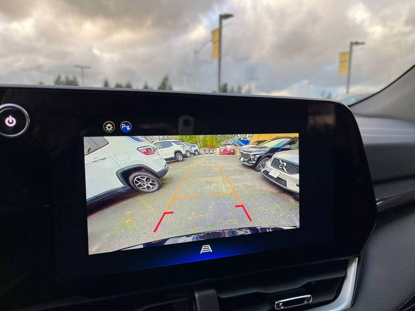 Used 2025 Chevrolet Equinox LT image 17