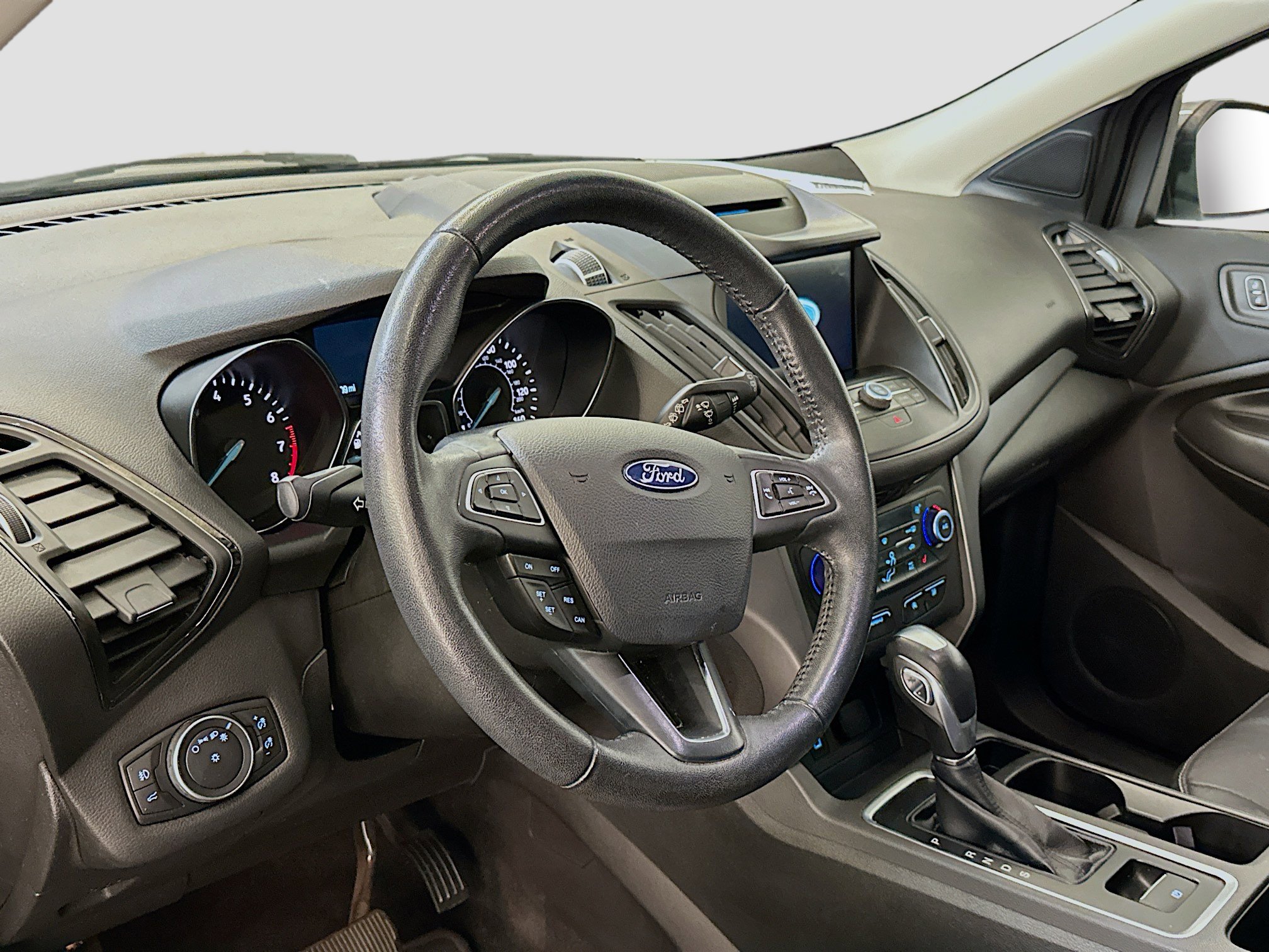 Used 2018 Ford Escape SEL image 18