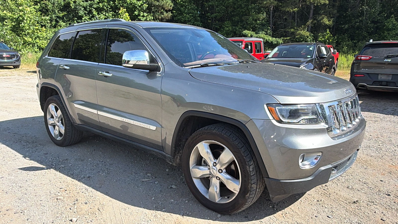 Used 2012 Jeep Grand Cherokee Overland Summit RWD image 5
