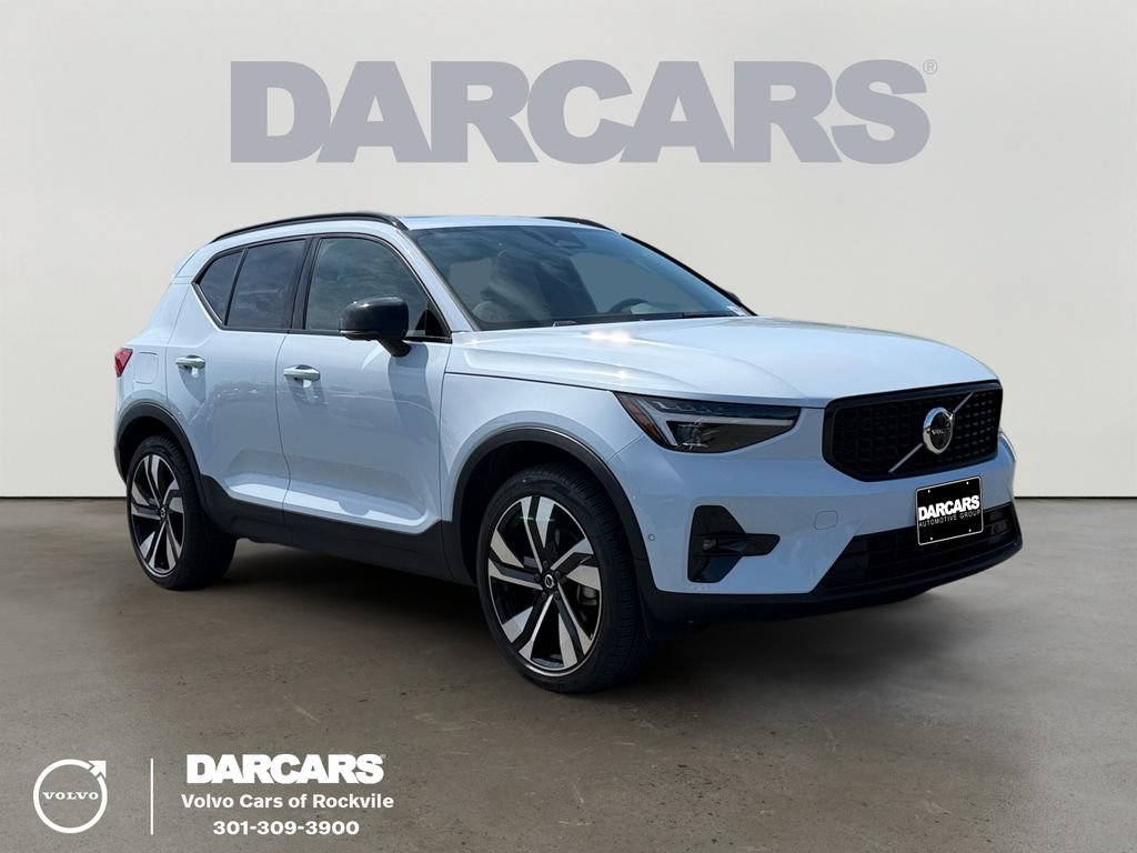 Certified 2024 Volvo XC40 B5 Plus w/ Protection Package Premier AWD/4WD image 1