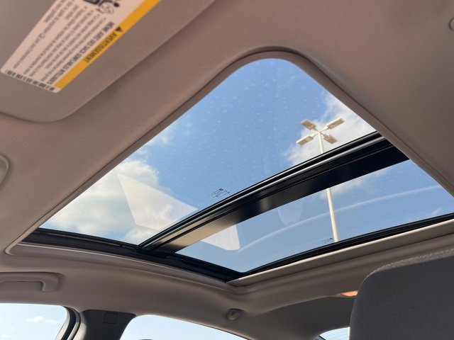 Used 2024 Chevrolet Malibu LT image 34