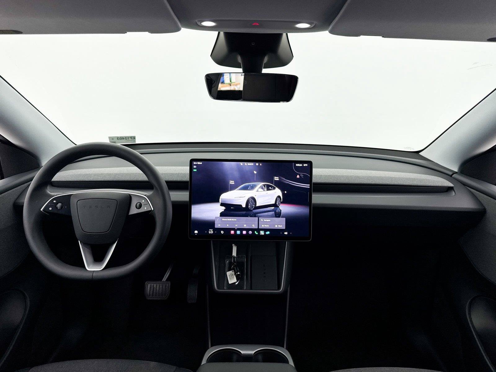 Used 2026 Tesla Model Y 2WD image 19