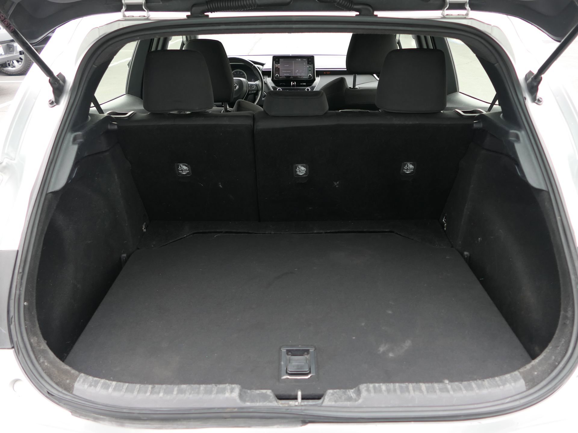 Used 2022 Toyota Corolla SE w/ Carpet Mat Package (TMS) FWD image 22