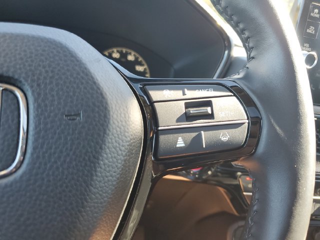 Used 2025 Honda CR-V EX-L image 22