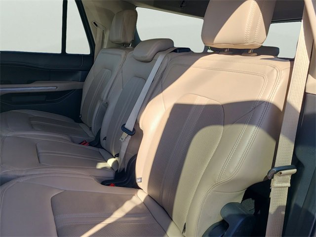Used 2024 Ford Expedition Max Limited image 16