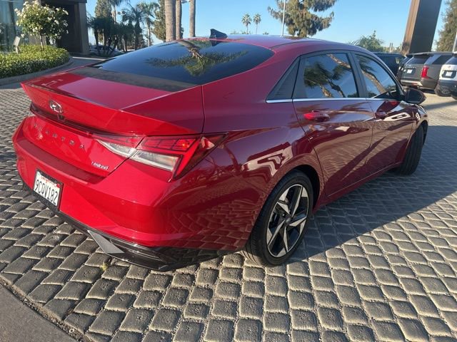 Certified 2023 Hyundai Elantra Limited image 4
