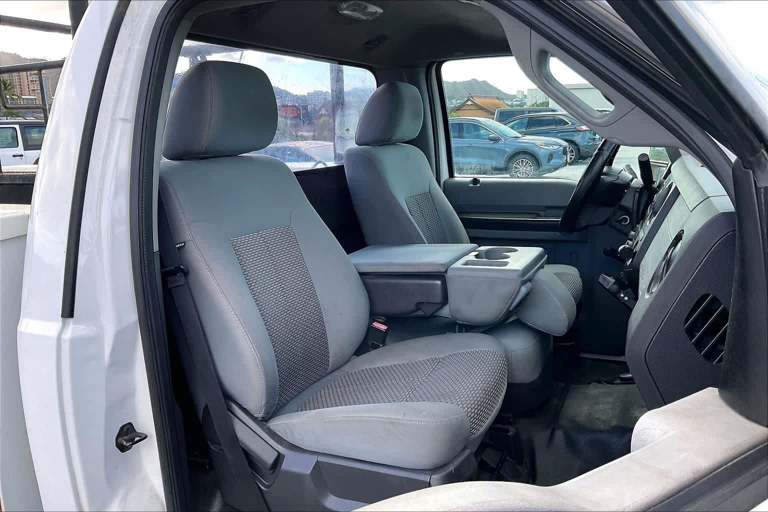 Used 2012 Ford F250 XL w/ FX4 Off Road Pkg AWD/4WD image 13