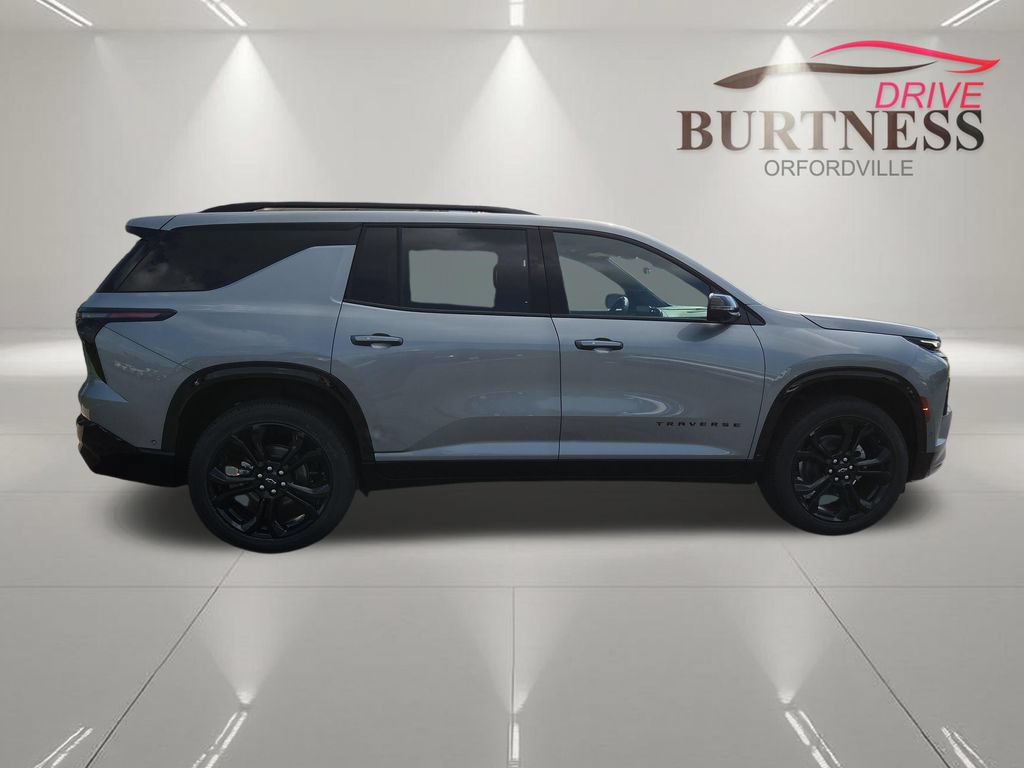 New 2027 Chevrolet Traverse RS w/ LPO, Floor Liner Package AWD/4WD image 9