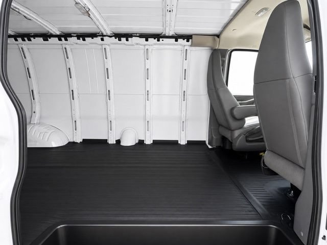 Used 2024 Chevrolet Express 2500 Extended w/ Driver Convenience Package RWD image 8