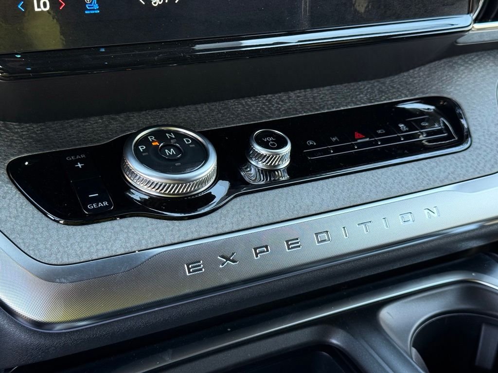 New 2027 Ford Expedition Tremor AWD/4WD image 11