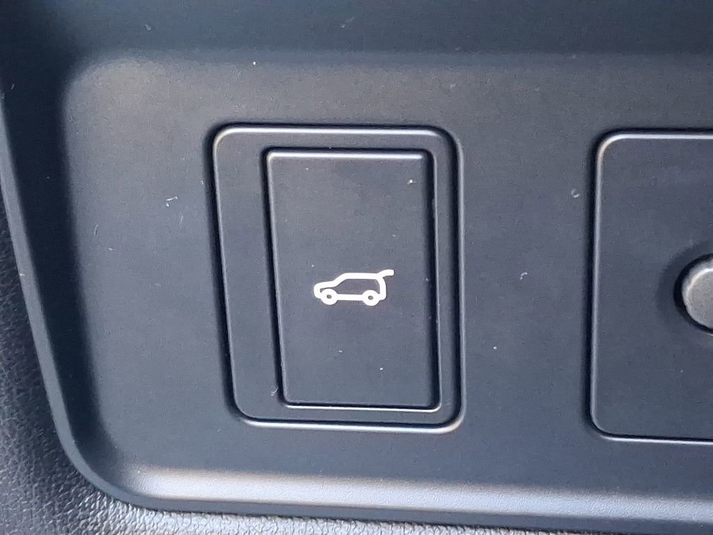 Used 2021 Land Rover Range Rover Sport HSE Silver Edition image 25