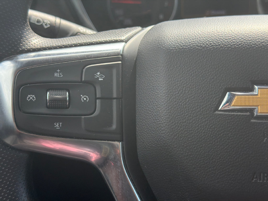 Used 2025 Chevrolet Blazer LT FWD image 29