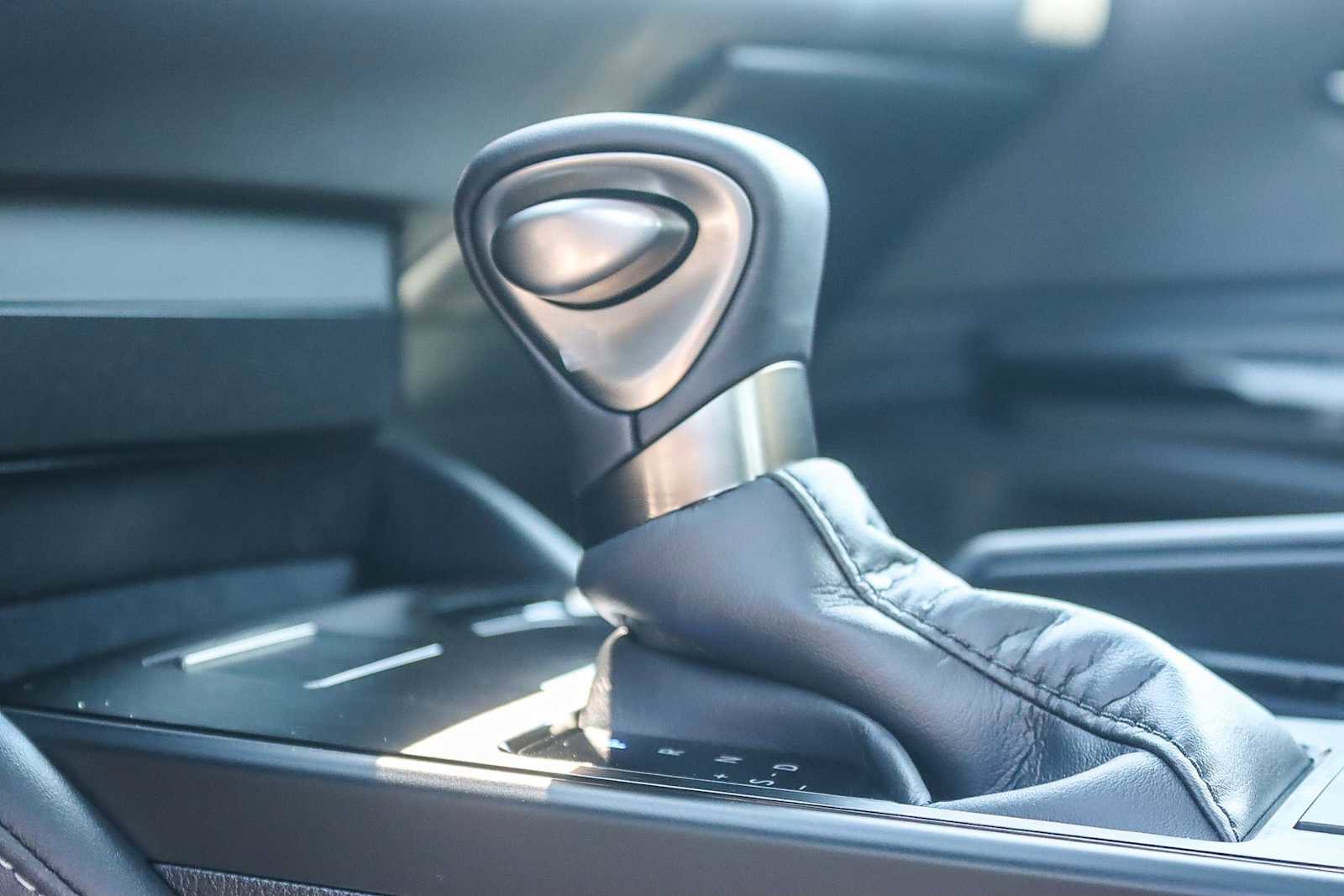 New 2025 Lexus ES 350 image 22