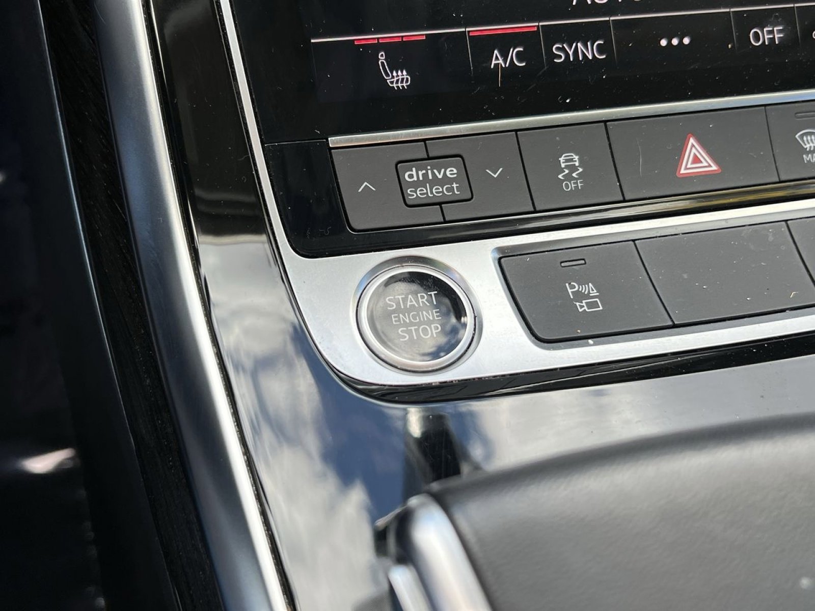 Used 2022 Audi Q7 Premium Plus image 35