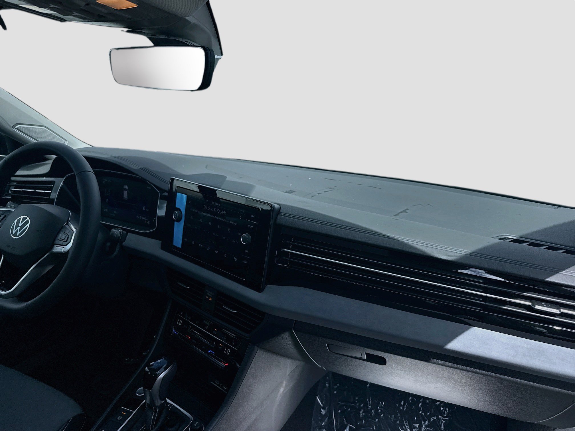 New 2027 Volkswagen Jetta SE FWD image 23