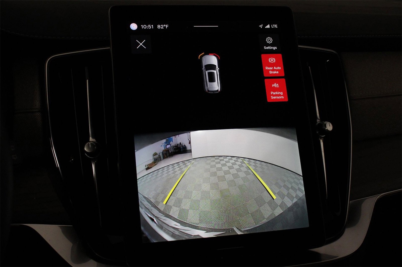 Certified 2025 Volvo XC90 B5 Core image 13