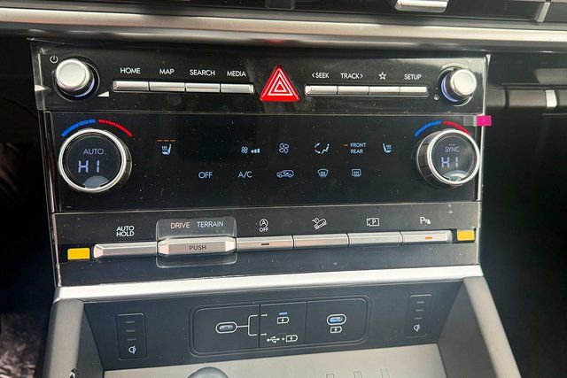 New 2026 Hyundai Santa Fe XRT AWD/4WD image 18