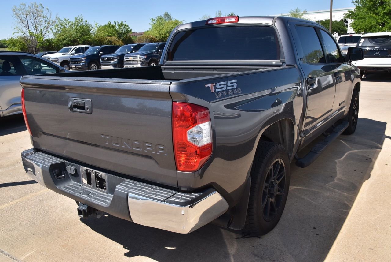 Used 2019 Toyota Tundra SR5 w/ SR5 Upgrade Package image 5