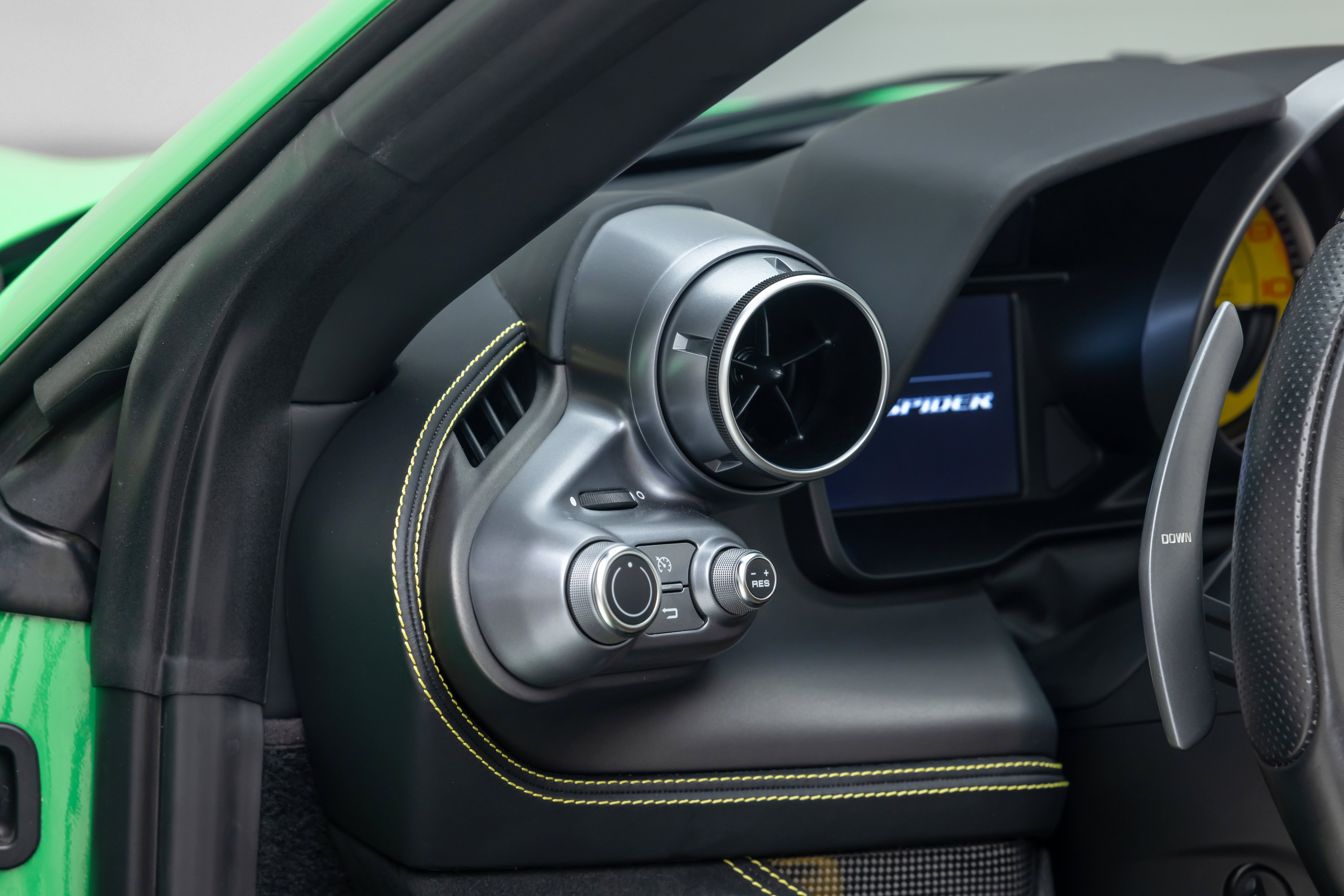 Certified 2023 Ferrari F8 Tributo RWD image 71