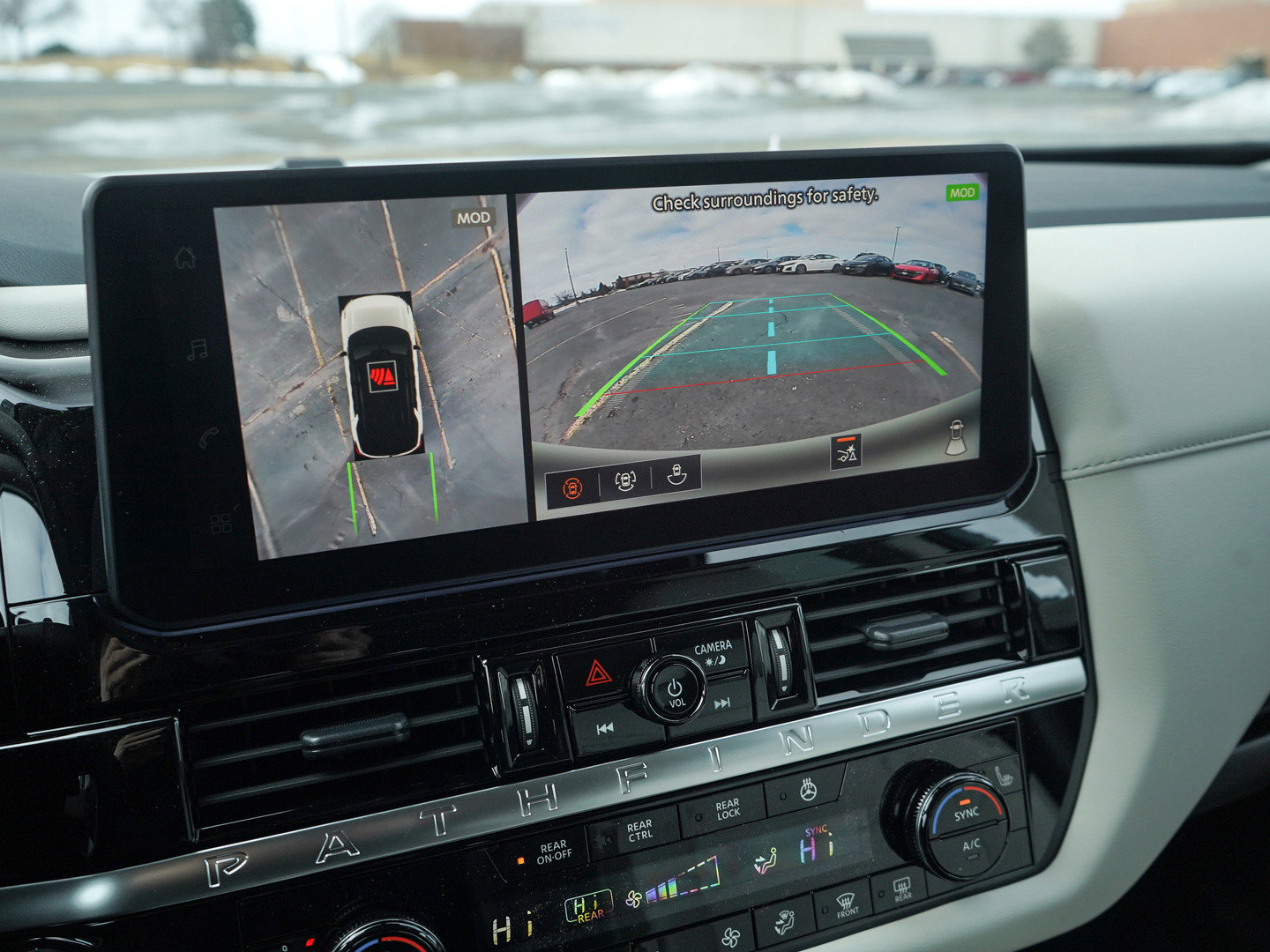 New 2026 Nissan Pathfinder SL w/ SL Premium Package image 25