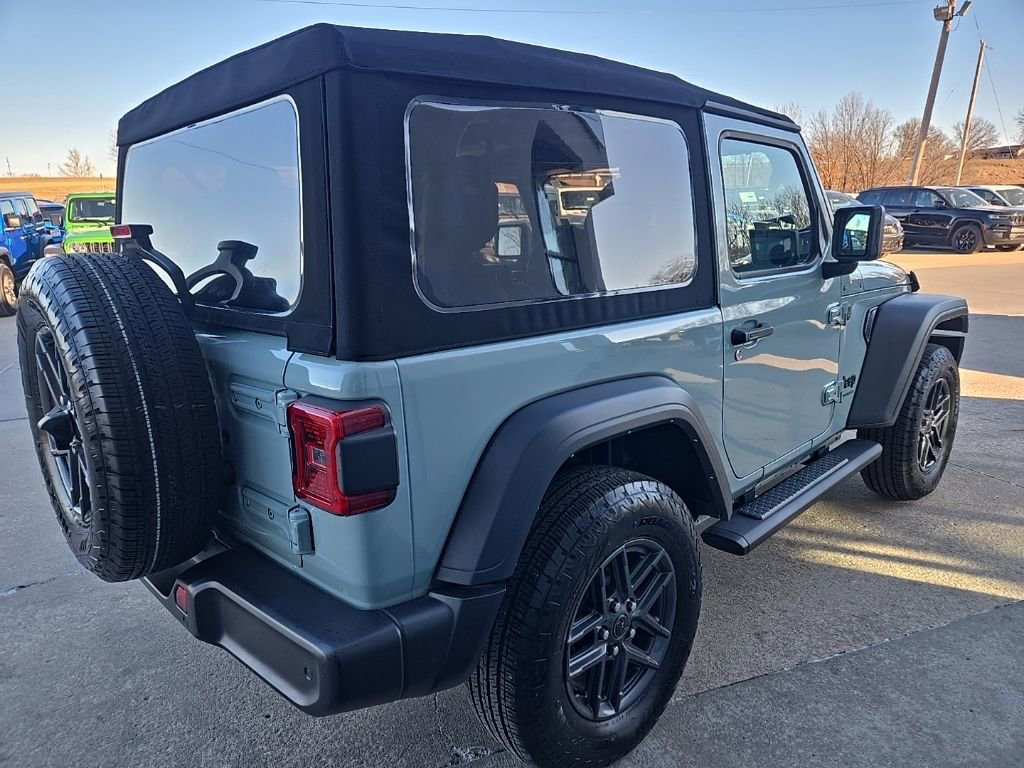 Used 2024 Jeep Wrangler Sport S image 10