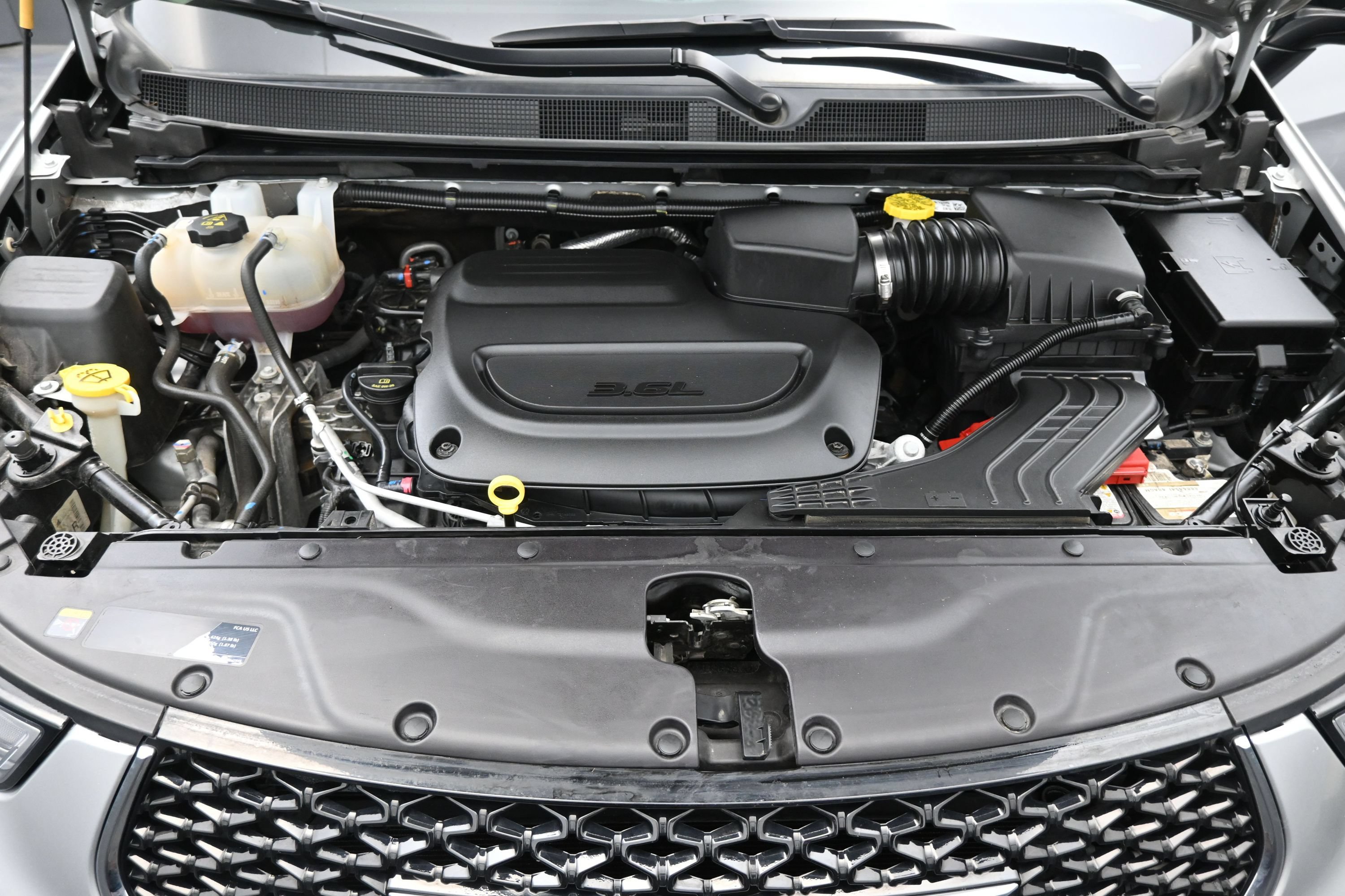 Used 2024 Chrysler Pacifica Touring-L FWD image 19