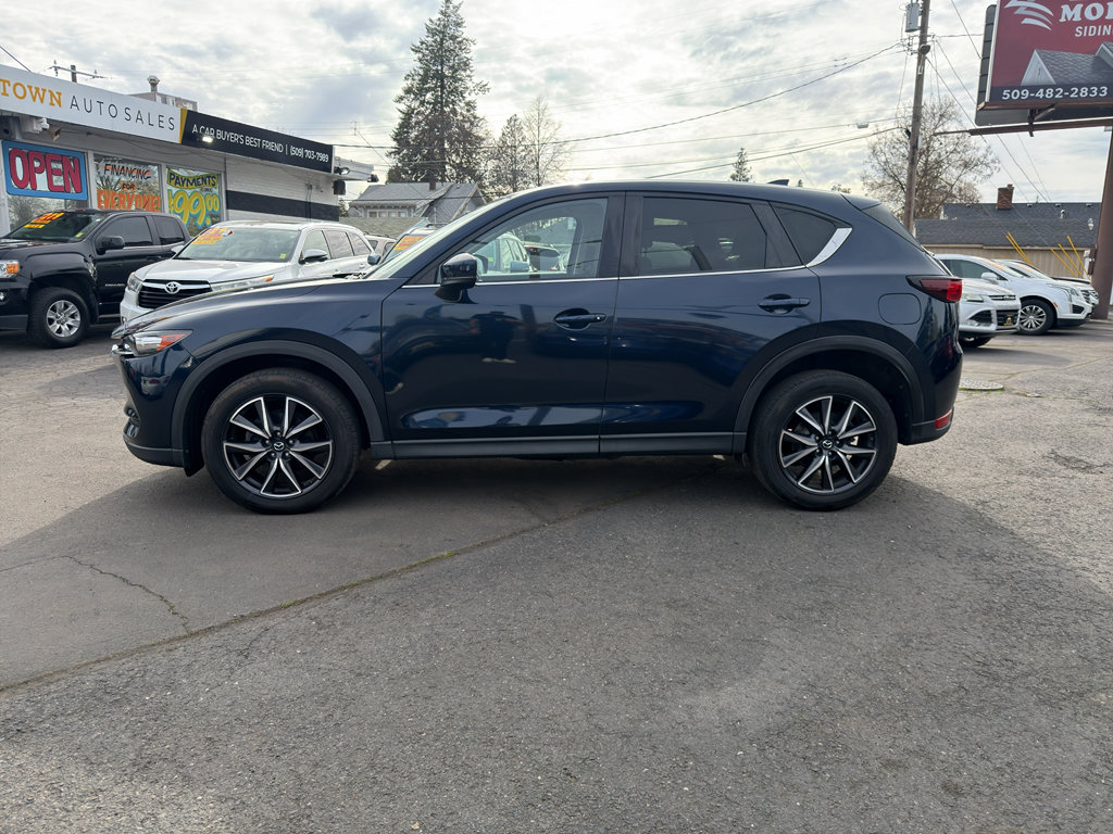 Used 2018 MAZDA CX-5 Touring w/ Preferred Equipment Package AWD/4WD image 3