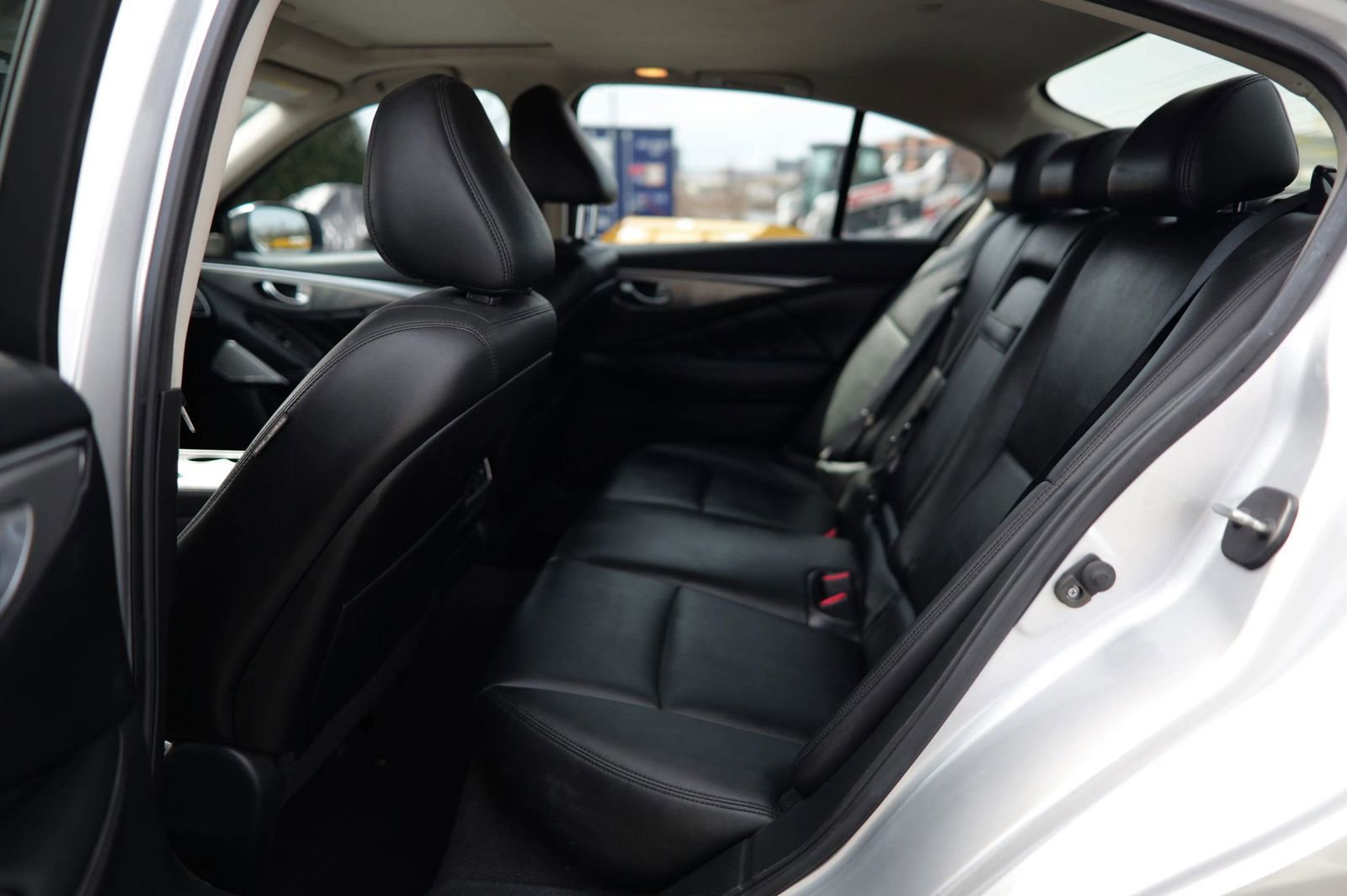 Used 2017 INFINITI Q50 Premium w/ 2.0T Premium Plus Package image 28