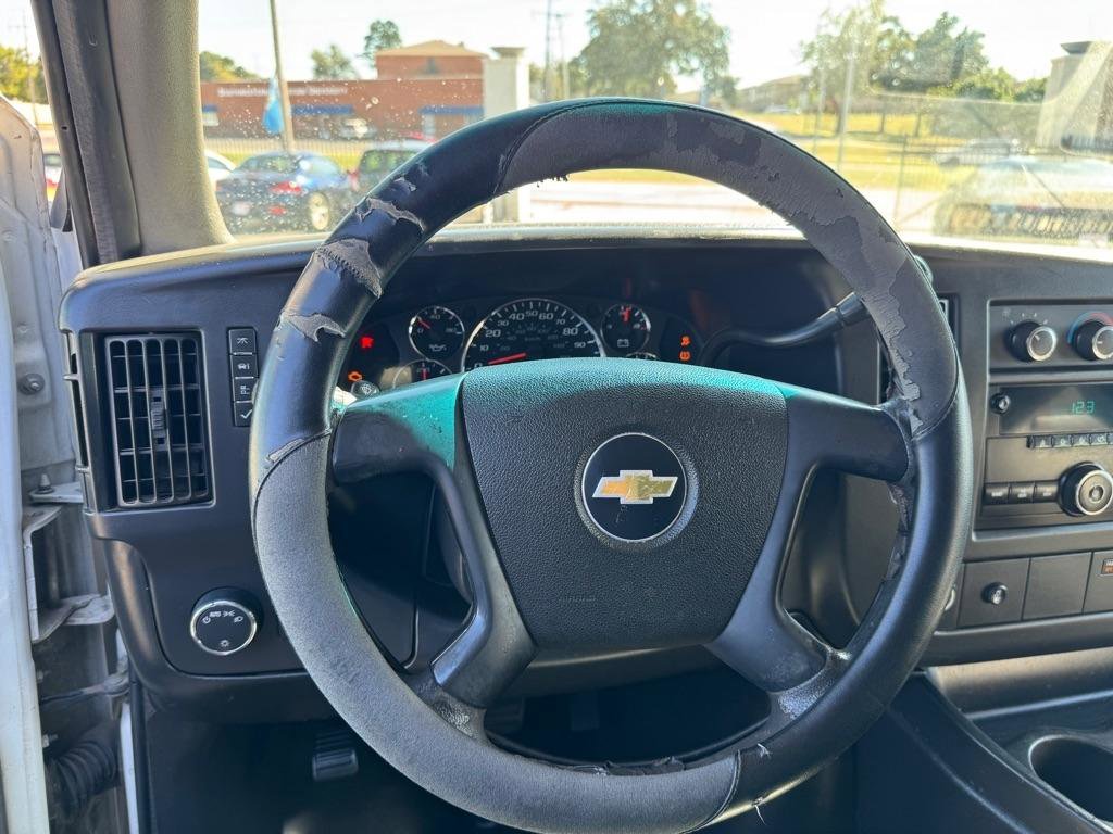 Used 2013 Chevrolet Express 1500 RWD image 11