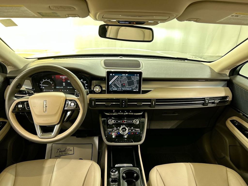 Used 2022 Lincoln Corsair Standard w/ Equipment Group 101A image 19